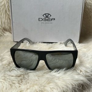 DEEP LA DPLS Sunglasses + Origami Hard Protective Cases Unisex